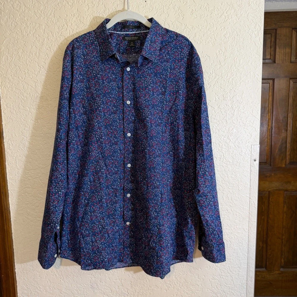 Banana Republic Button Front Shirt Mens XL Blue Floral‎ Slim Fit Non Iron LS